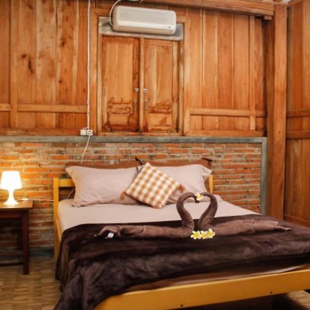 بانيووانجى Pinarak Homestay المظهر الخارجي الصورة